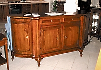 credenza sagomata in noce