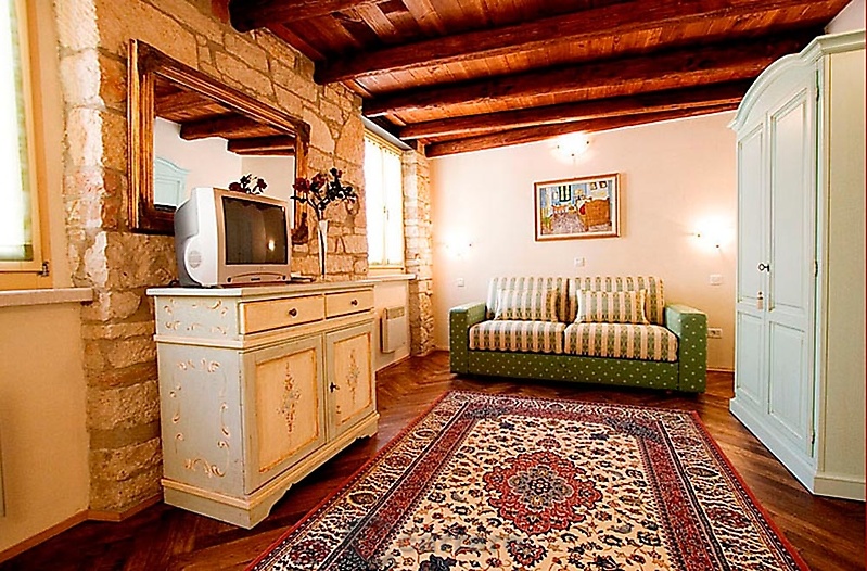 zona giorno rustica